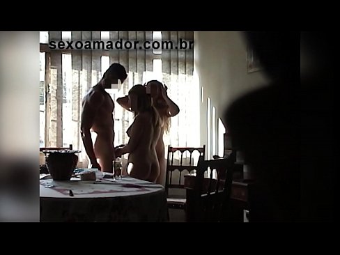 ❤️ جنسی دوست ایک دیو آدمی اور اس کے ساتھ ایک تھریسم کو مدعو کرتے ہیں۔ ہم پر ❌❤